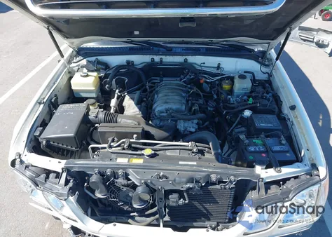 2000 Lexus Lx 470 z USA, uszkodzony, nr VIN JT6HT00WXY0095796